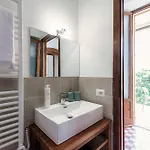 Apartment Eugenia - By Myhomeincomo