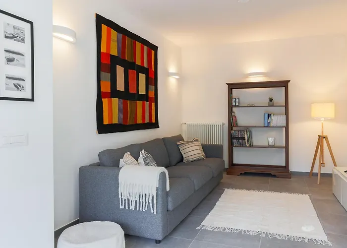 דירה Eugenia - By Myhomeincomo