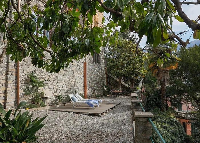 Eugenia - By Myhomeincomo דירה *