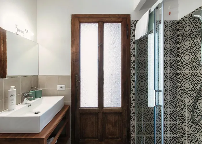 דירה Eugenia - By Myhomeincomo *