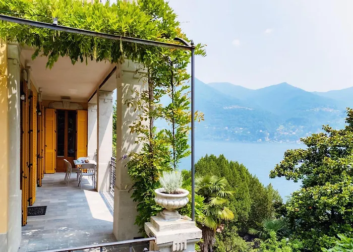 Eugenia - By Myhomeincomo *