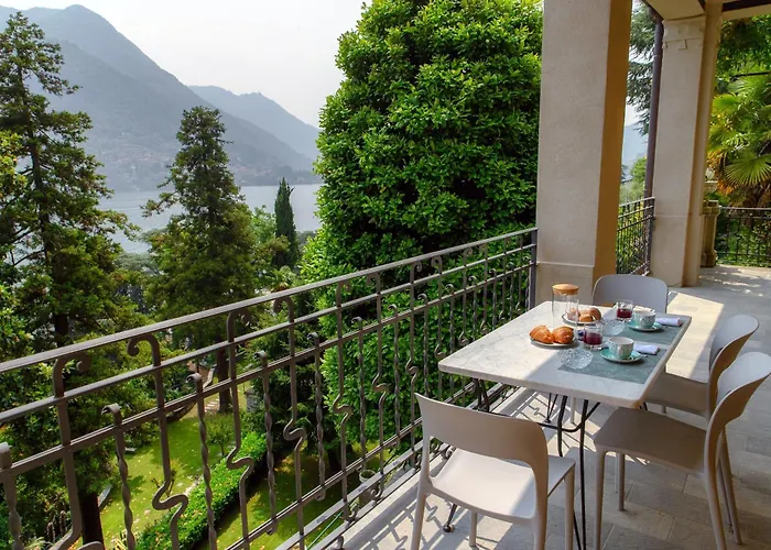 Eugenia - By Myhomeincomo * Carate Urio