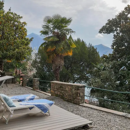 Eugenia - By Myhomeincomo アパート *