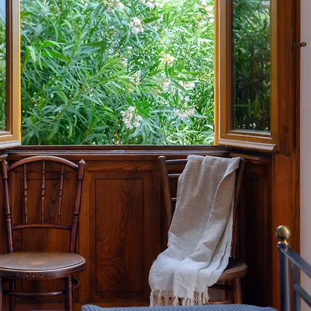 Eugenia - By Myhomeincomo Carate Urio